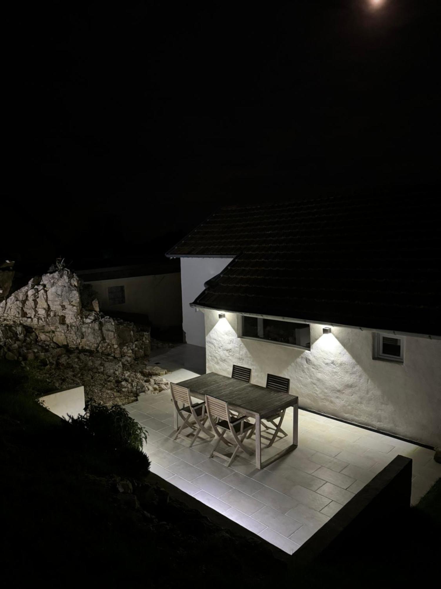 Maison Au Bord De L'Eau Les Roches Rochefort-sur-Nenon Eksteriør billede