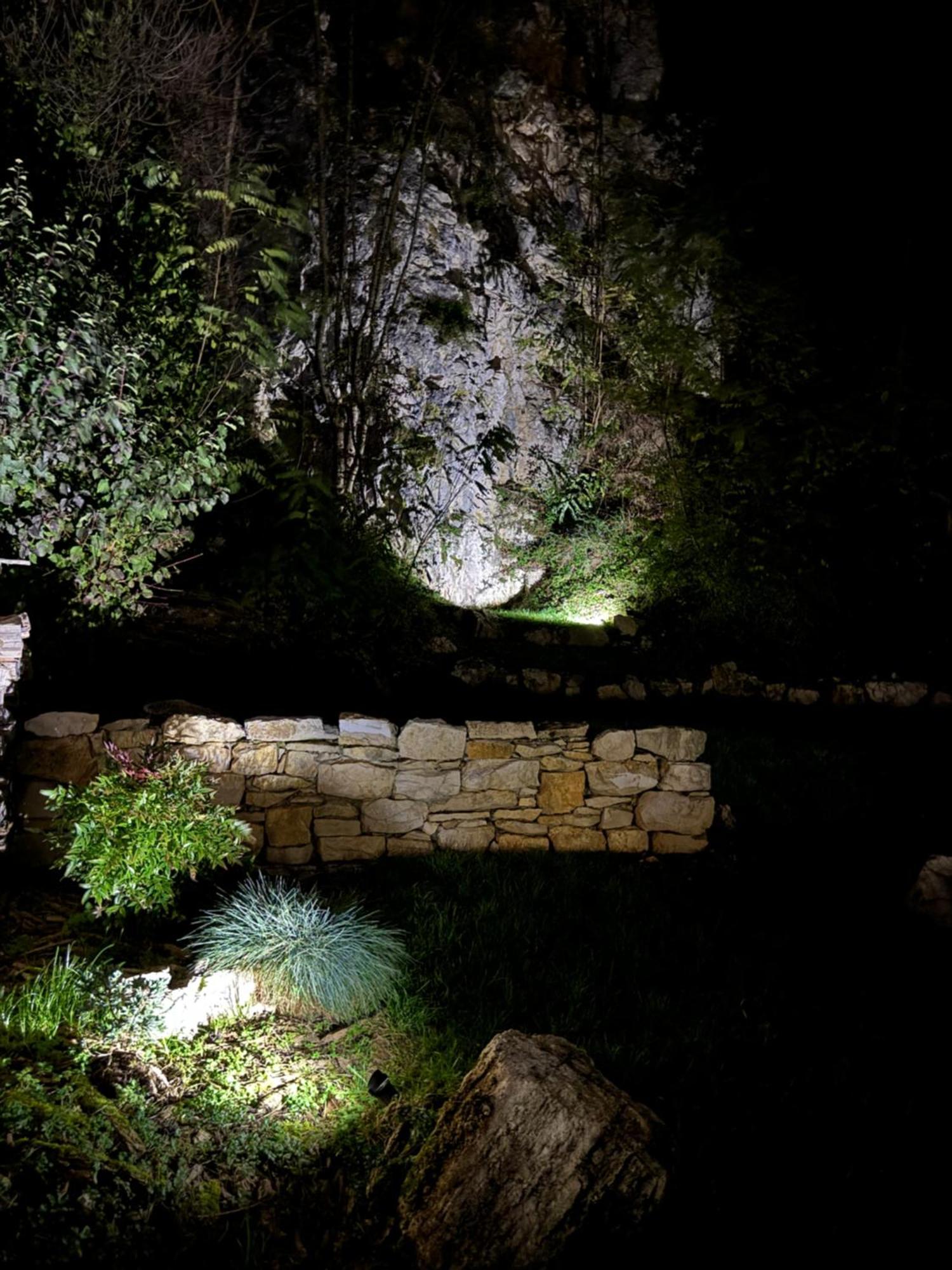 Maison Au Bord De L'Eau Les Roches Rochefort-sur-Nenon Eksteriør billede