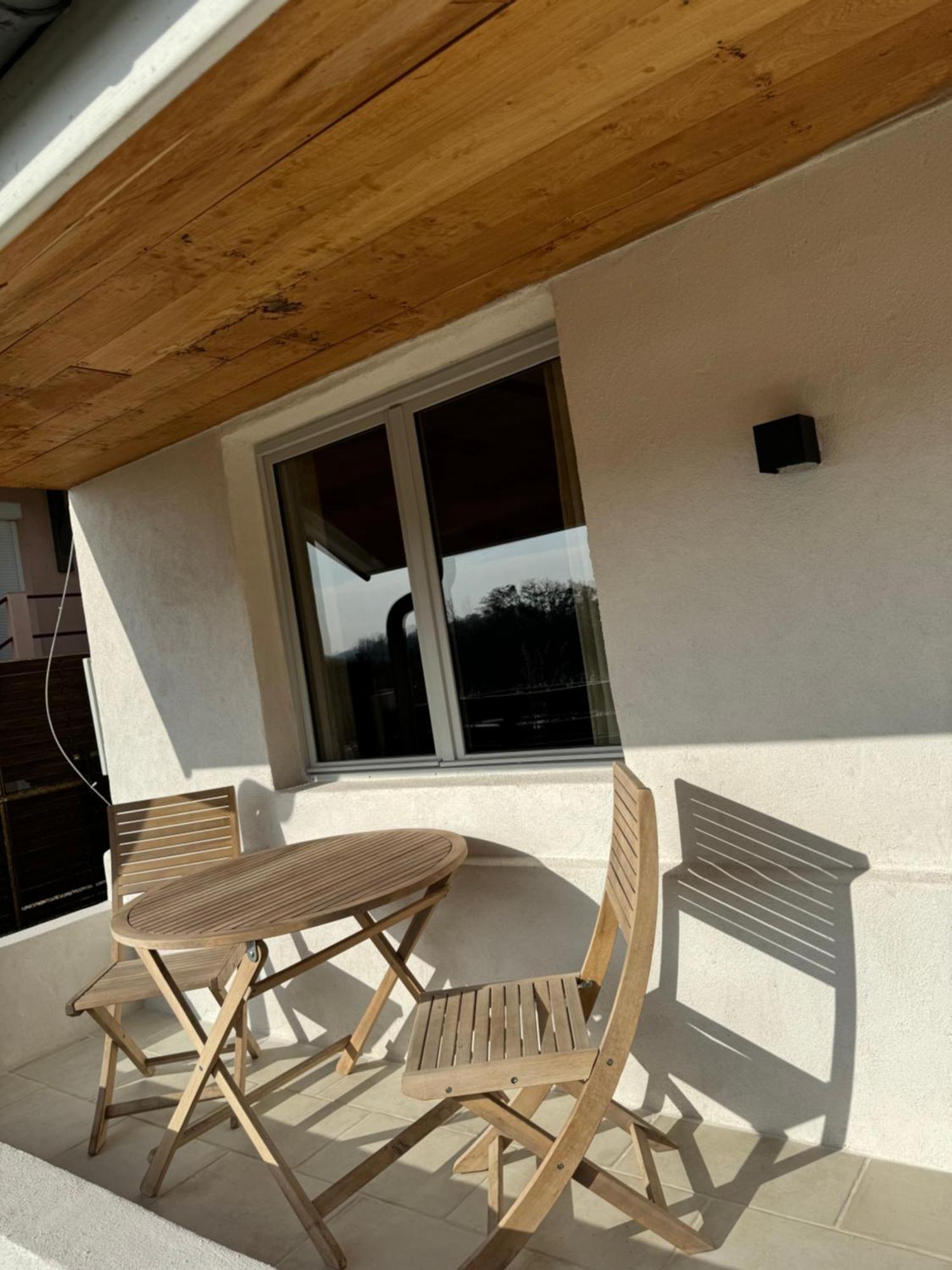 Maison Au Bord De L'Eau Les Roches Rochefort-sur-Nenon Eksteriør billede